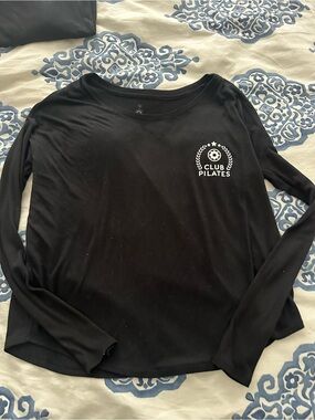 Club Pilates Instructor Women's Black Long-Sleeve Tee